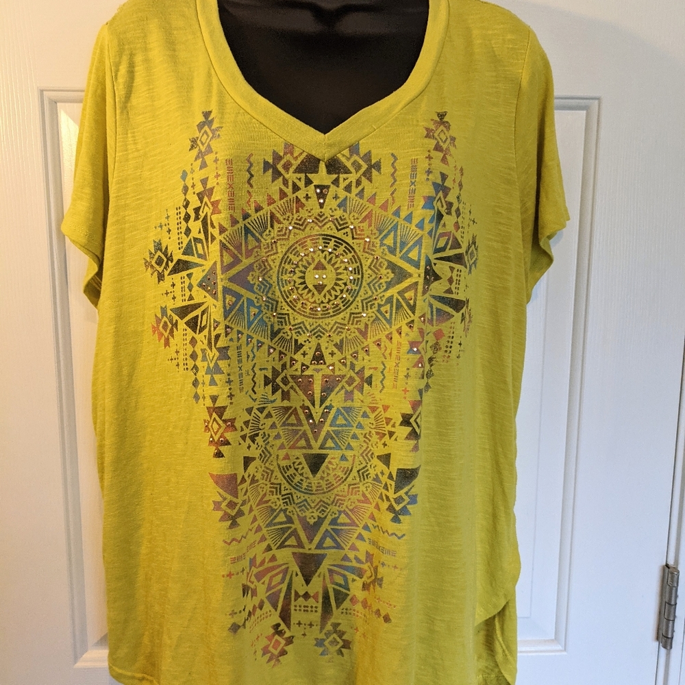 Boho lime green t-shirt with lace back
